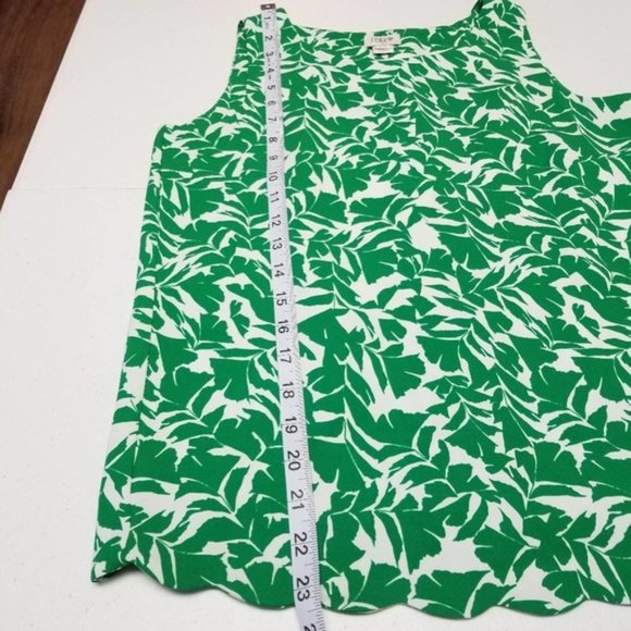 J. Crew Green  White Leaf Pattern Scallop Hem   Lined Drape Split Back Top XXS - Picture 4 of 9